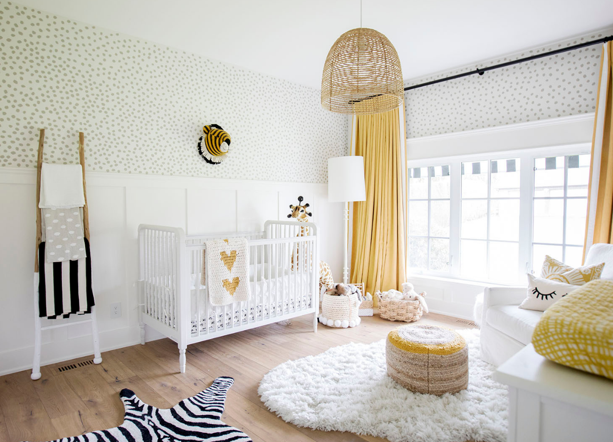 Quarto de bebê decorado amarelo