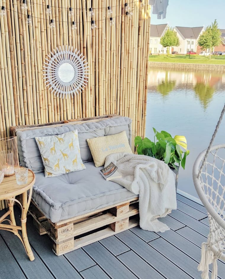 Balcony overlooking the lake.