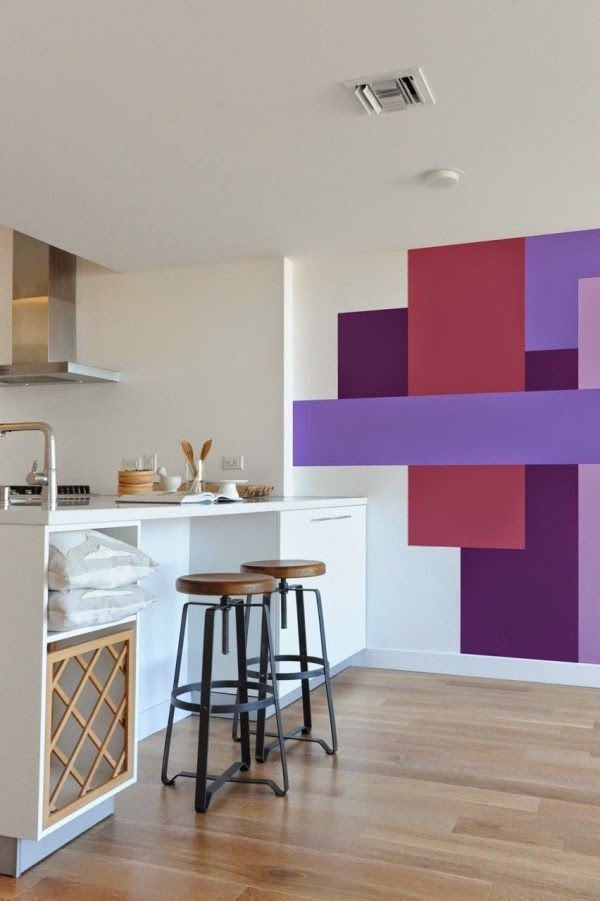 Kitchen with colorful wall