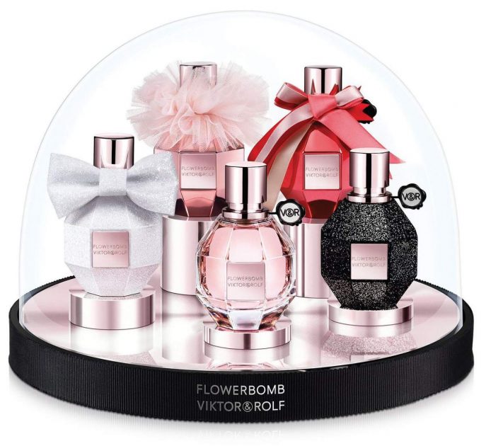 Viktor & Rolf's Flower Bomb perfume is a powerful woman's weapon of seduction