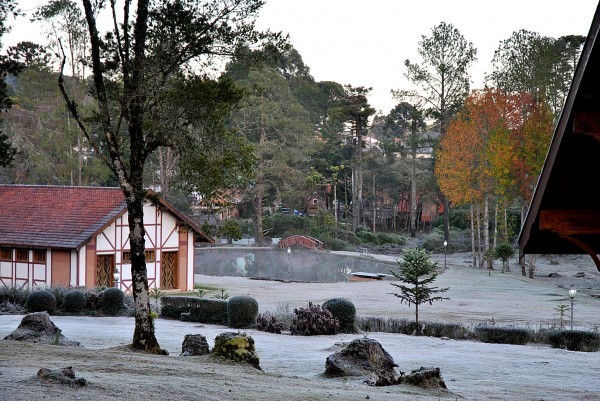 Monte Verde is one of the cities to enjoy the cold weather as a couple