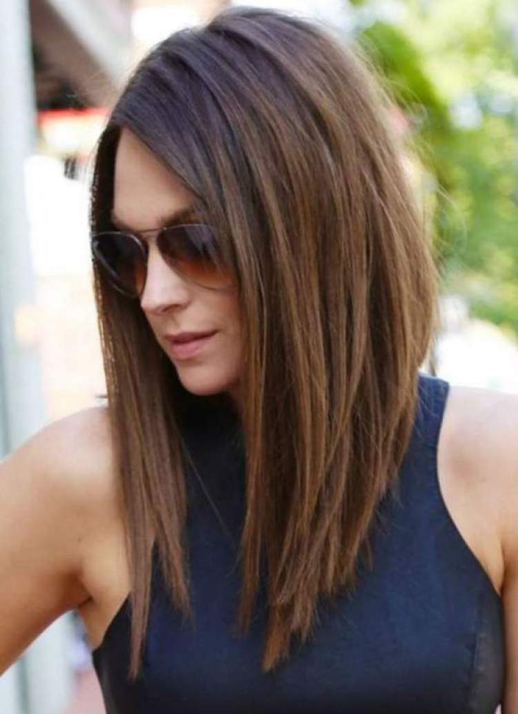 Asymmetrical haircut is one of the main trends of summer 2018