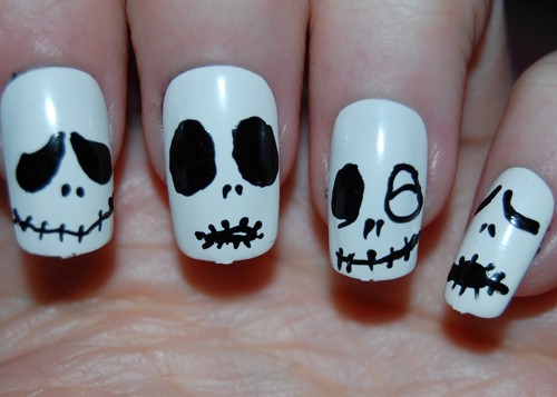 learn how to do skull nails