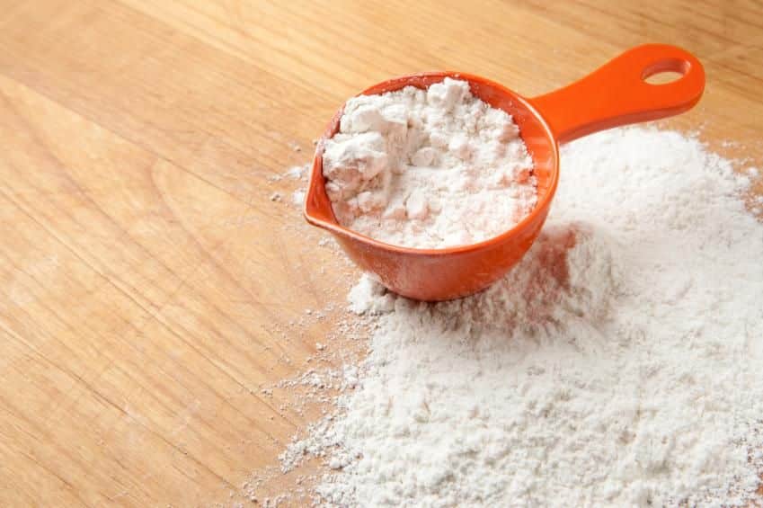 How to moisturize cornstarch?  7 recipes for soft hair