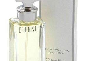 Eternity de Calvin Klein fecha a lista dos perfumes femininos mais vendidos