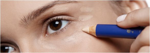 makeup pencil as concealer