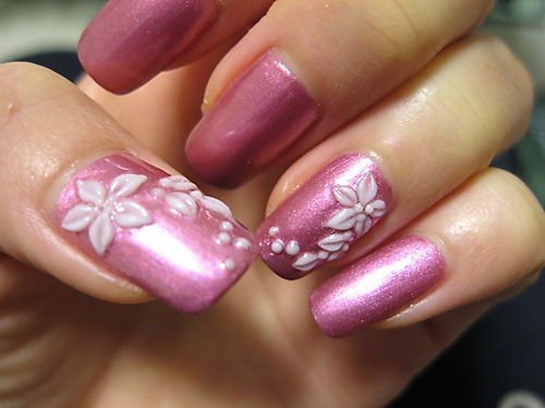 model of decorated nails for beginners