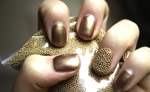 learn how to do caviar effect nails