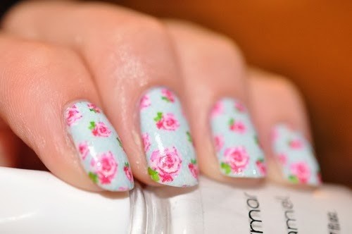 nail decoration with flower prints