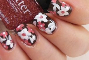 Nails decorated with flowers - Beauty and Fashion Website