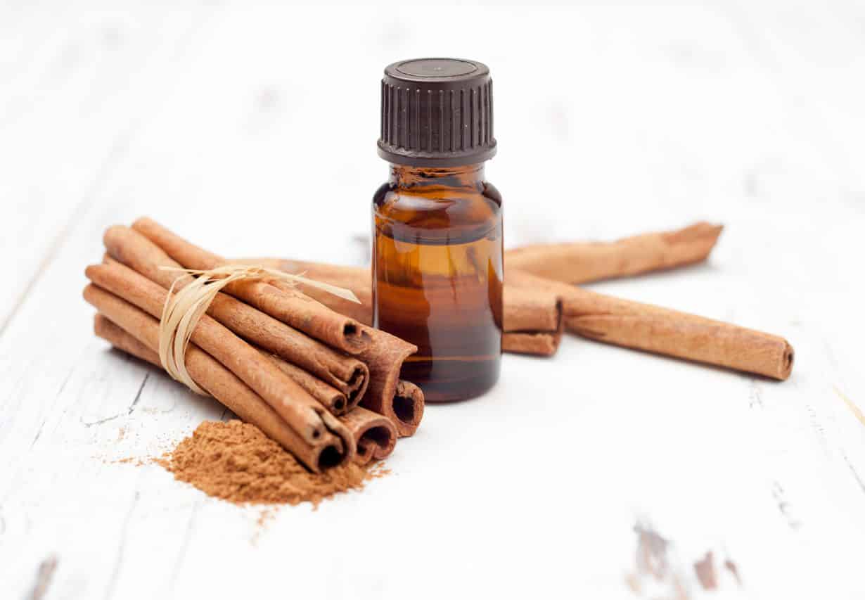 Have you ever used cinnamon in your hair?  Benefits + recipes with the ingredient