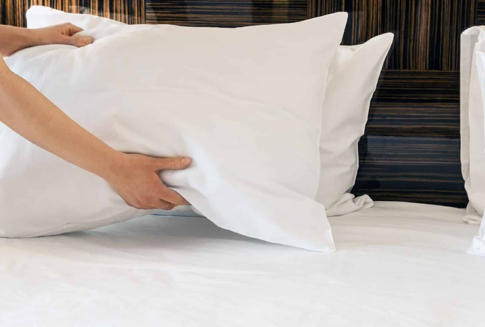 How to wash a pillow - Step by step to wash, dry and whiten