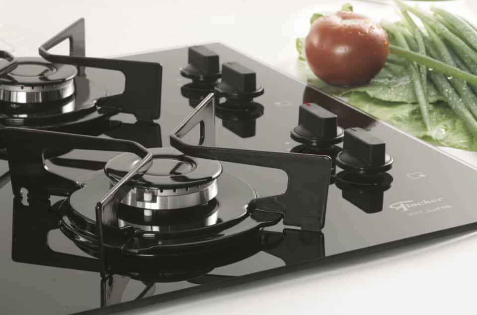 How to clean a cooktop - Essential tips for keeping your stove clean