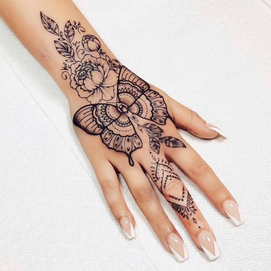 Finger tattoos: delicate, beautiful and discreet