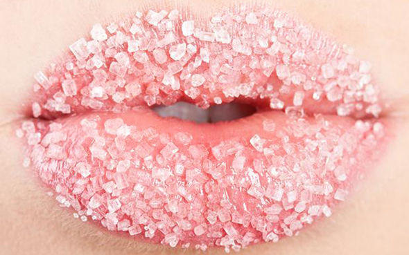 Exfoliation to avoid dry lips