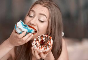 What is binge eating?  Causes, symptoms, treatment and tips