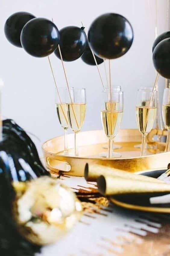 New Year's Eve at home – 6 tips + inspiration for New Year's Eve