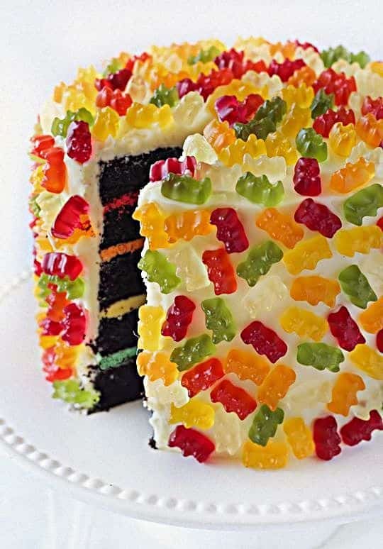 How to decorate cake with jelly candies