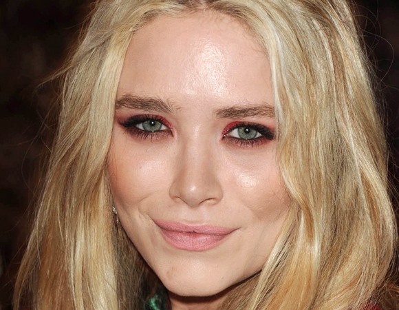 Mary Kate Olsen inspira Makes para Halloween