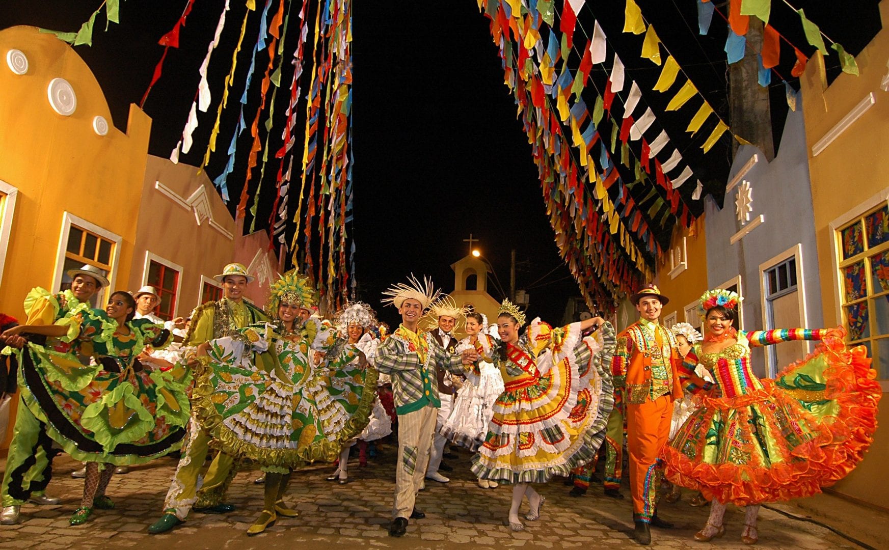 Mais de 20 modelos de vestido de festa junina para você. Confira agora