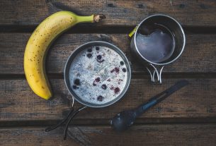 Chá de banana: 10 benefícios e como fazer em casa