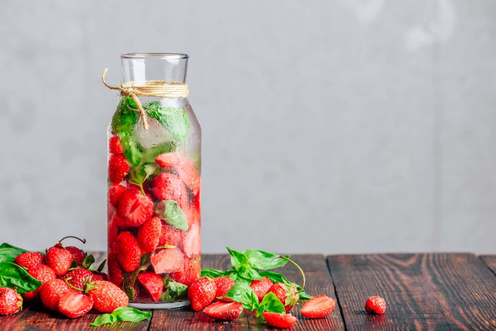 Flavored water, what is it?  Benefits, how to prepare + 10 recipes