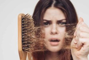 Hair falling out - Possible causes of hair loss and treatments