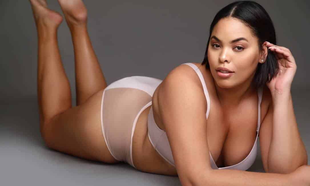 Rita Carreira: 1ª modelo plus size a estampar a capa da Vogue Brasil