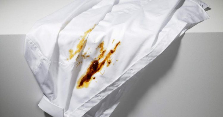 Tricks to remove rust stains from white clothes