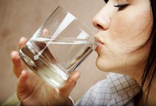 5 genius ways to drink more water