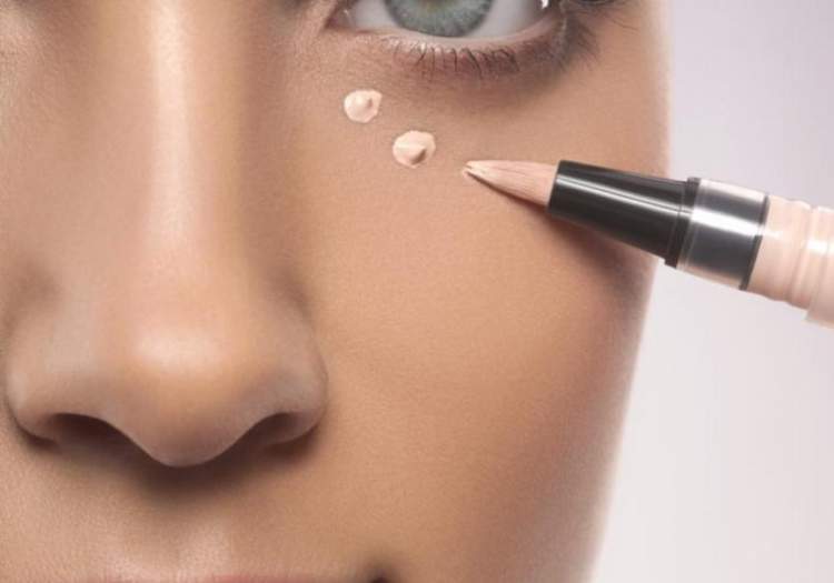 Makeup tricks that help hide dark circles