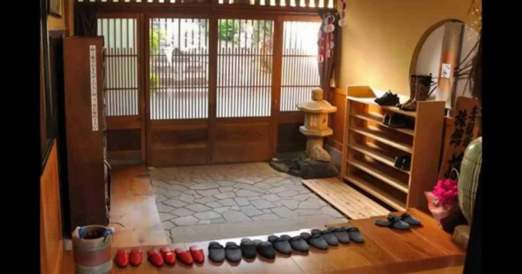 5 reasons why you should take off your shoes before entering the house