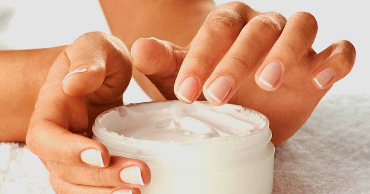 truques super simples para fazer o perfume durar mais na pele e na roupa