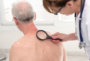 Back folliculitis: what it is, symptoms, causes and treatment