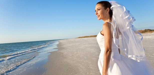 beach wedding makeup