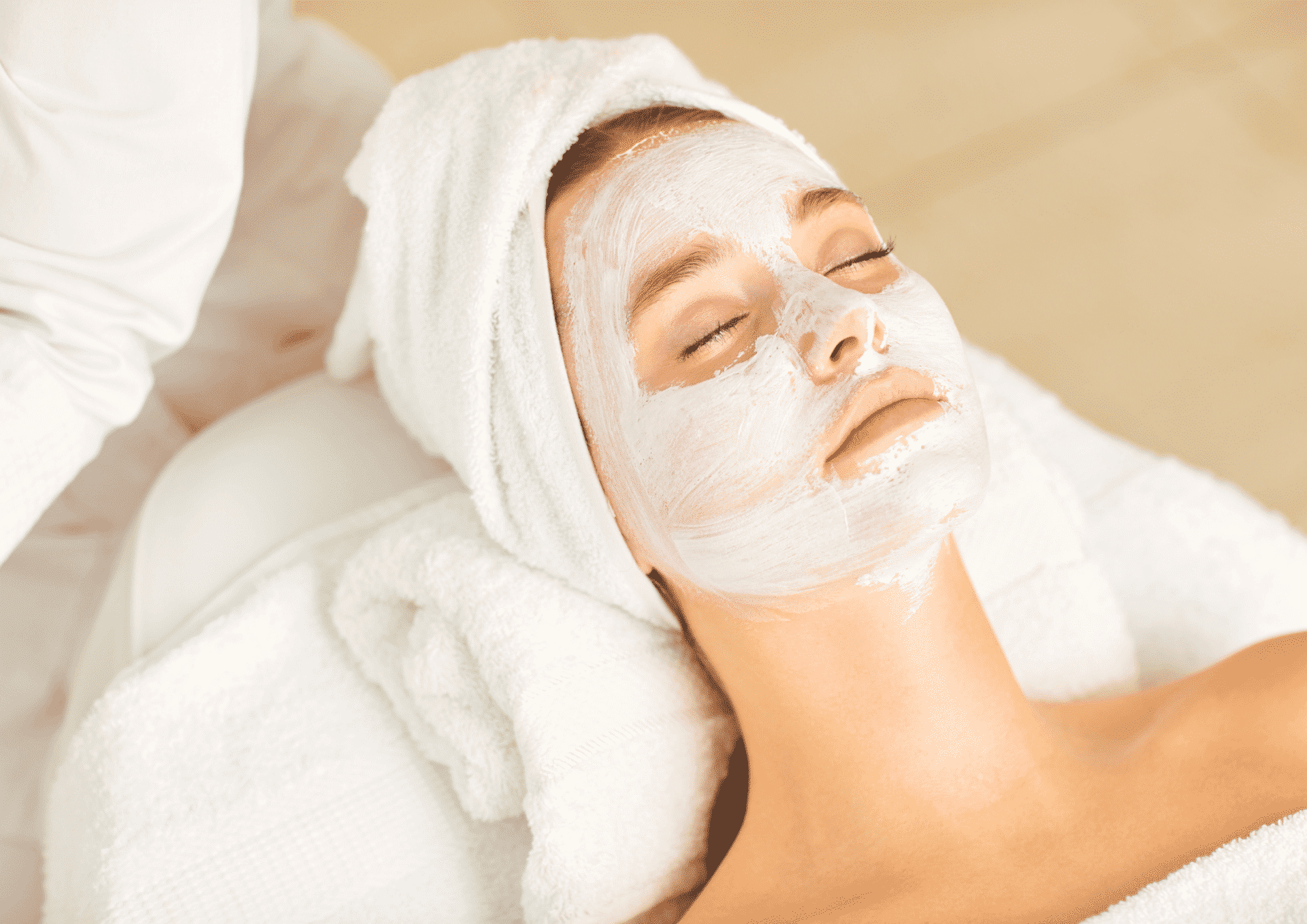 Benefits of clay mask: boost your facial treatment