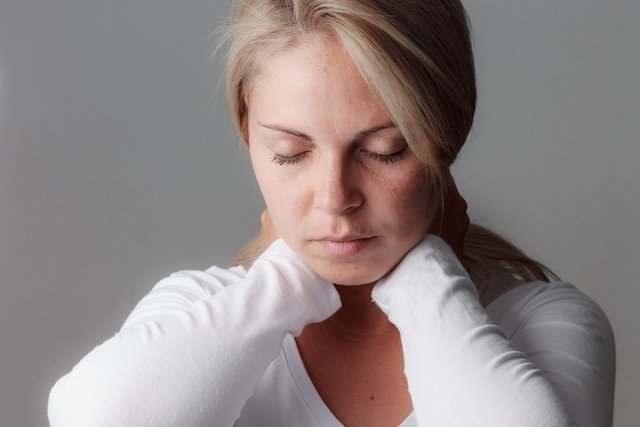 Body pain: 7 common causes (and what to do)