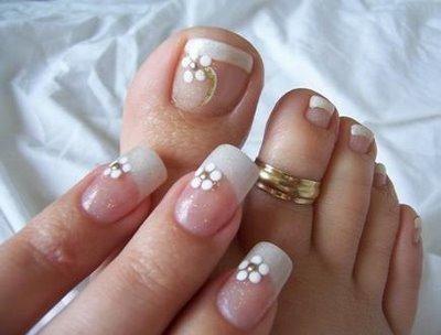 brides hand and foot