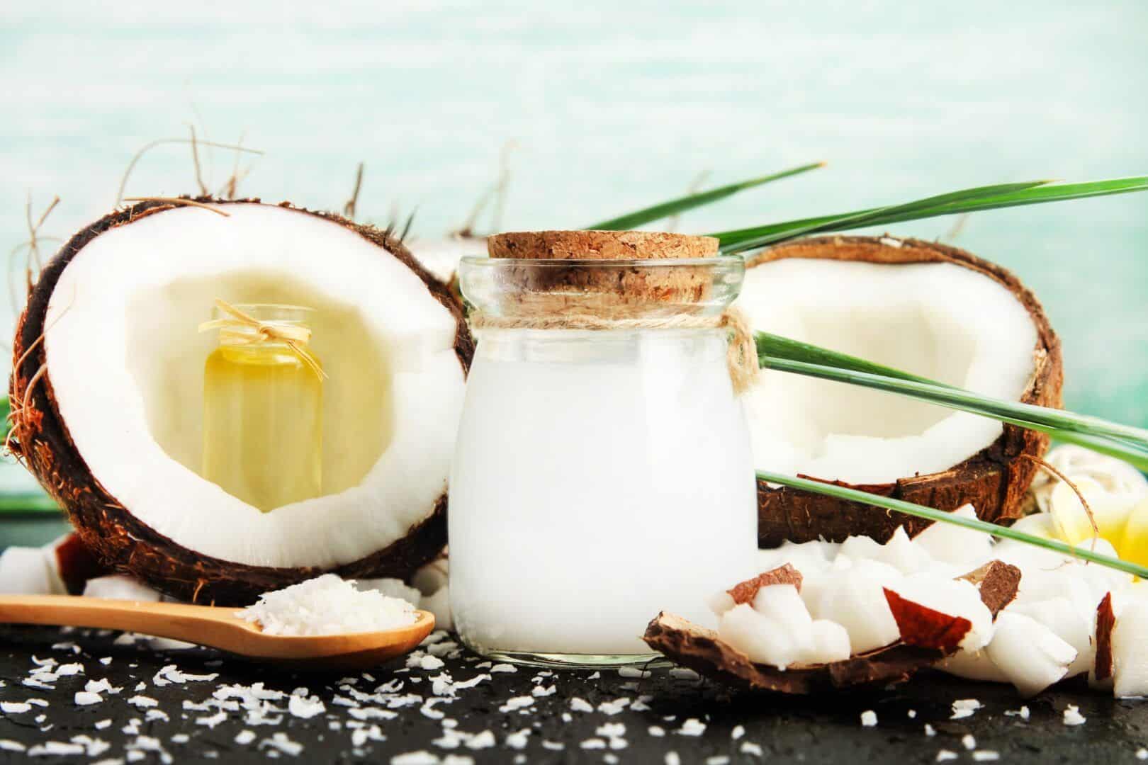 Coconut water for hair, how to use it?  Benefits and homemade recipes