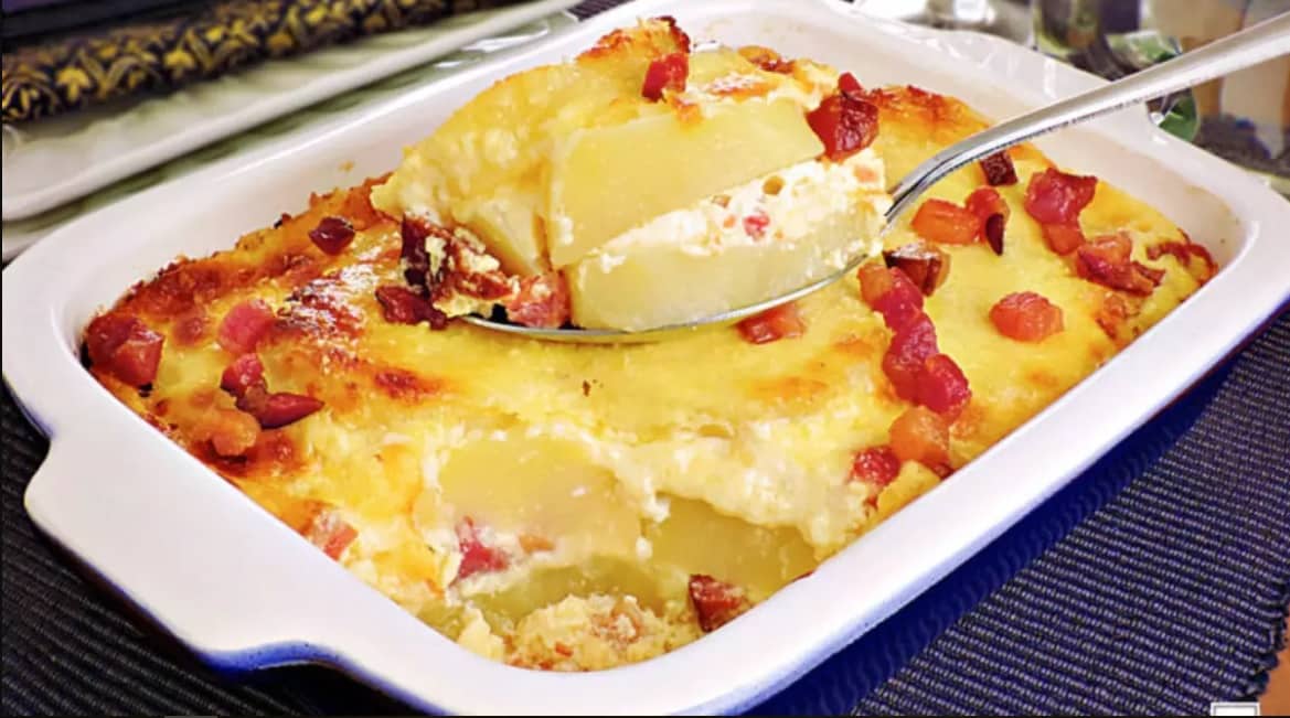 Batata gratinada cremosa com bacon