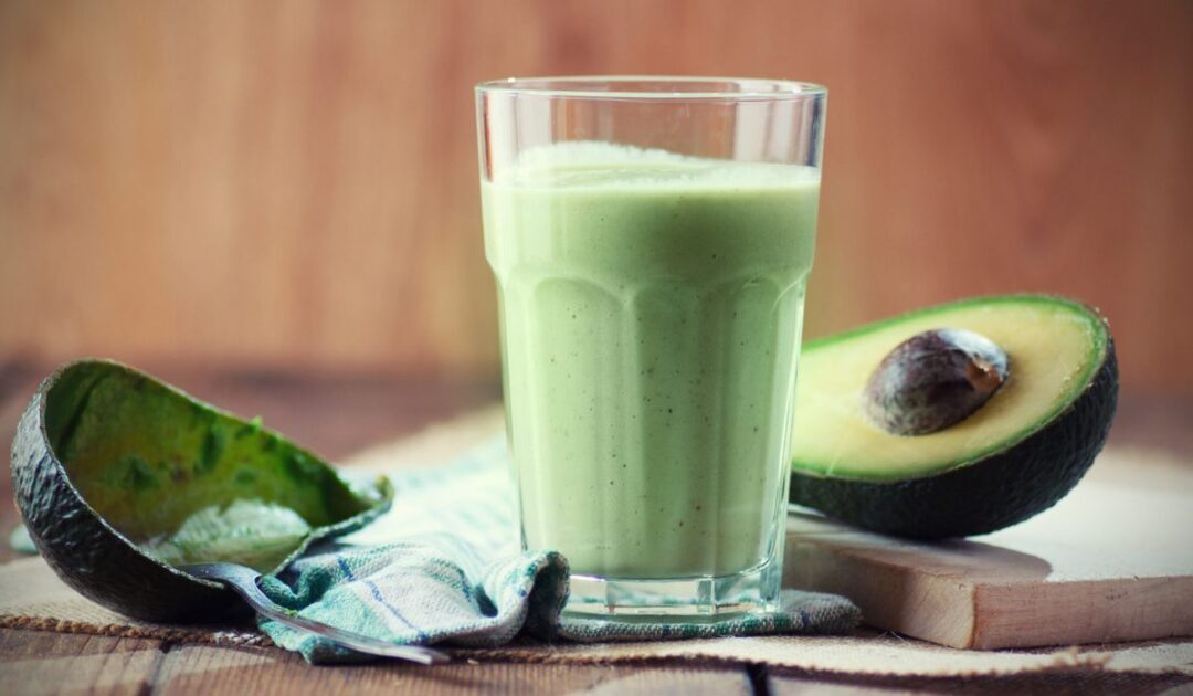 Avocado Smoothie to Reduce Cholesterol