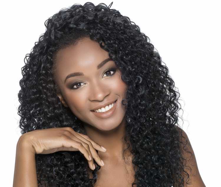 Hydration with olive oil for curly hair: step by step of the perfect treatment for dry strands