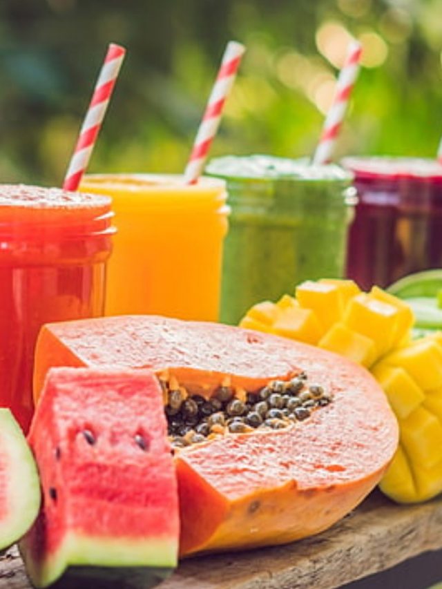 Keep Wholesome This Navratri with 5 Wholesome Fruit Smoothies