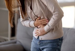 Nervous gastritis: what it is, symptoms, causes and treatment (and what to eat)