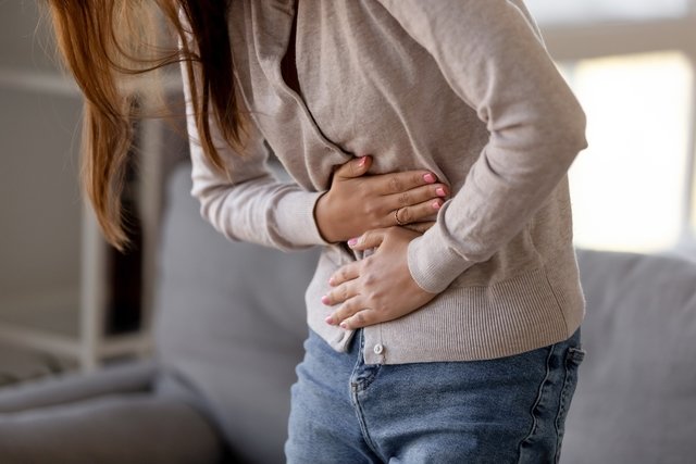 Nervous gastritis: what it is, symptoms, causes and treatment (and what to eat)