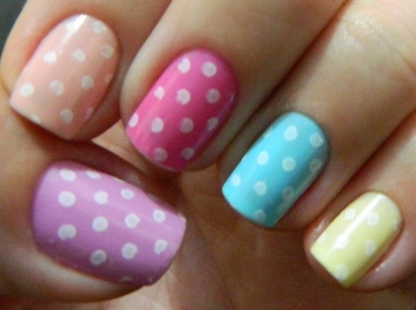 polka dot nails