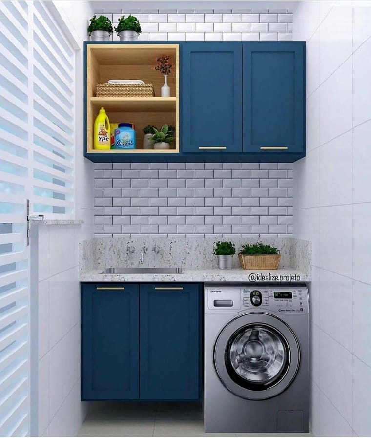 Small laundry room