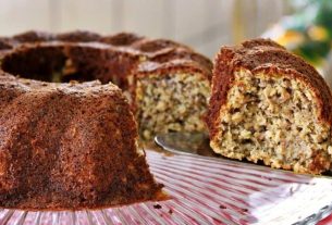 Receita de bolo de banana com aveia e sem açúcar