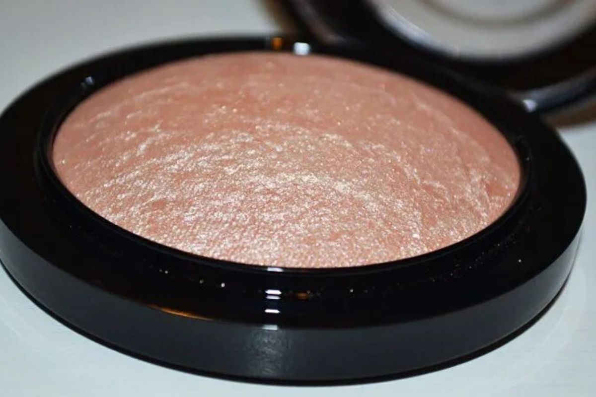 The 5 best highlighters for the face