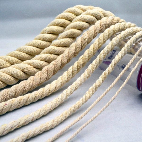 Various types of rope.